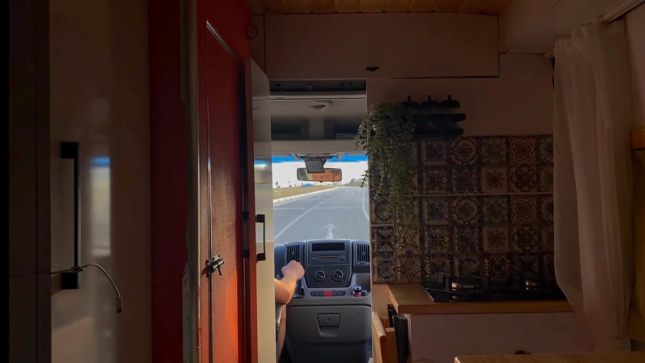 KARAVANLA YOLDAKİ İLK GÜNÜMÜZ // KONYA - MANİSA
