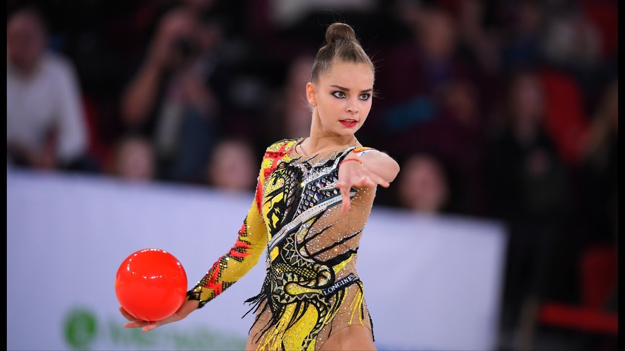 Arina Averina - Ball AA 22.20 GP Moscow 2020