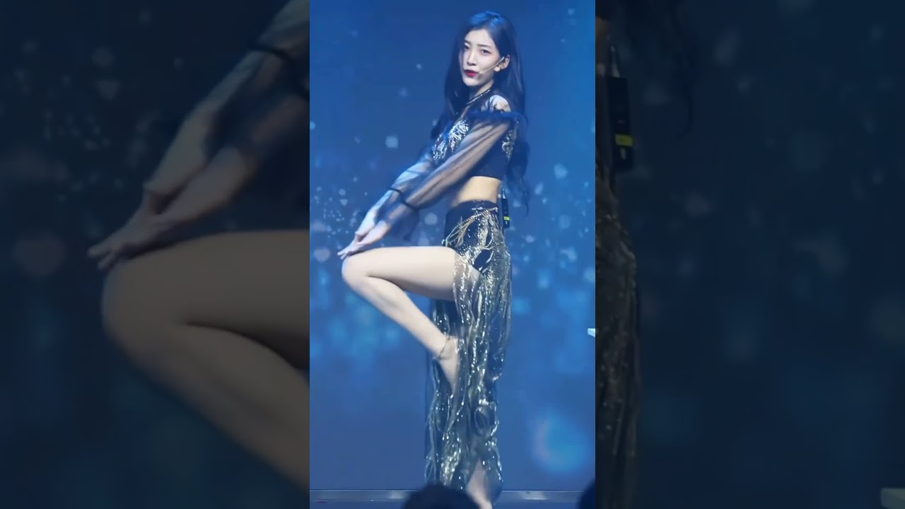 Chinese Girl Vibes
