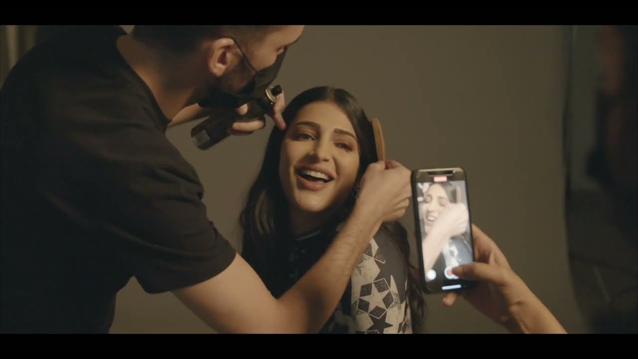 Behind The Scenes With Shruti Haasan | January 2022 Grazia Cover Shoot