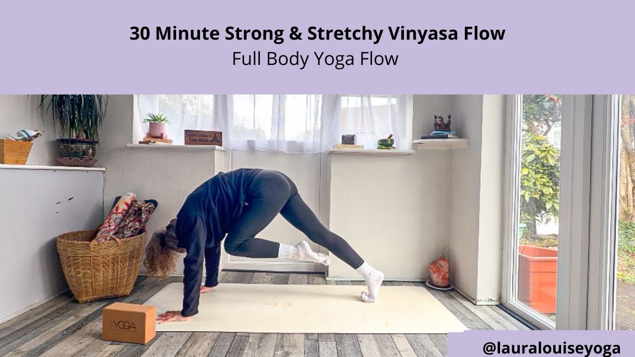 30-минутная интенсивная, растягивающая и размеренная виньяса-флоу тренировка