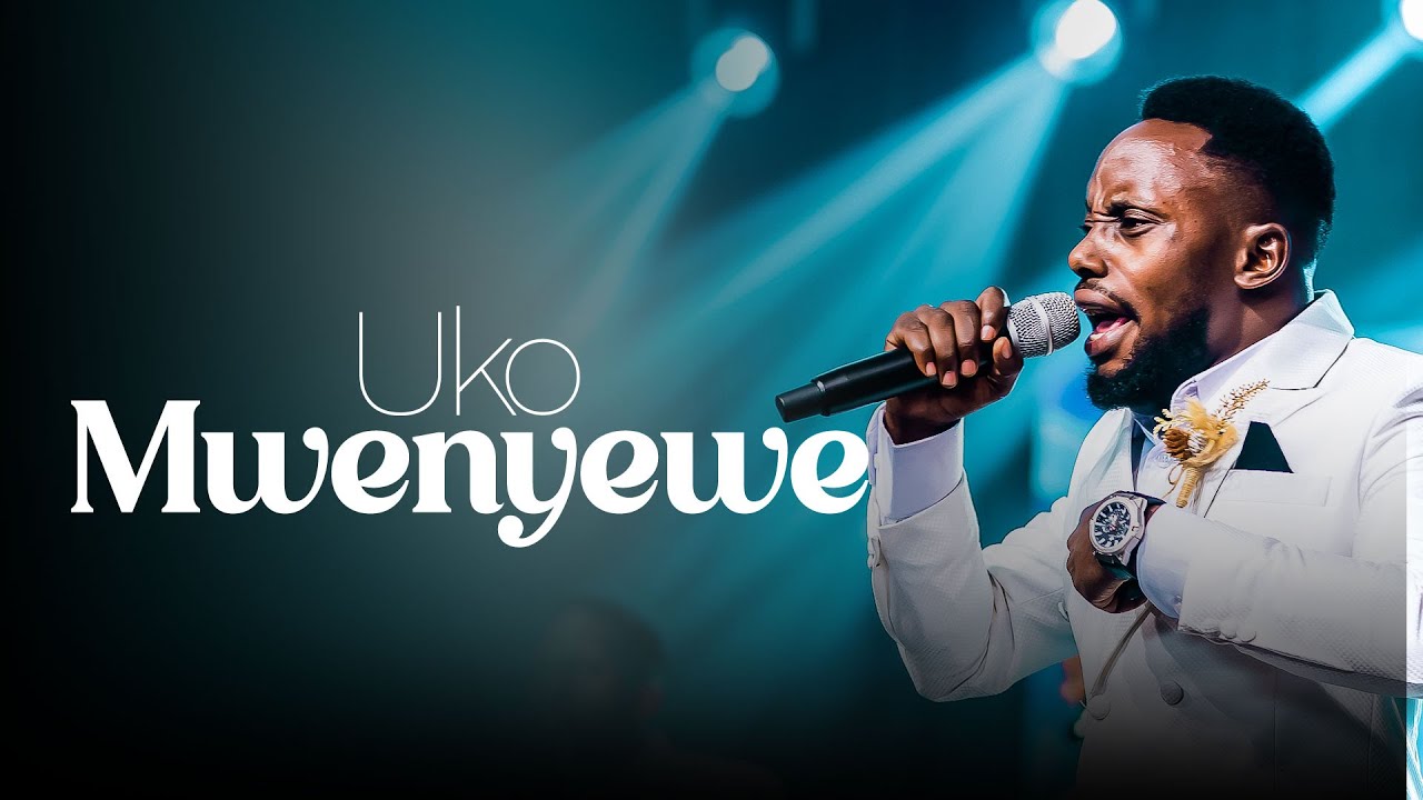 Nickson Kanyelele - Uko Mwenyewe (Live Video)