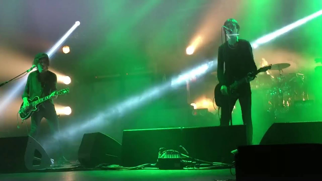 Catfish and the bottlemen's new song  - 7