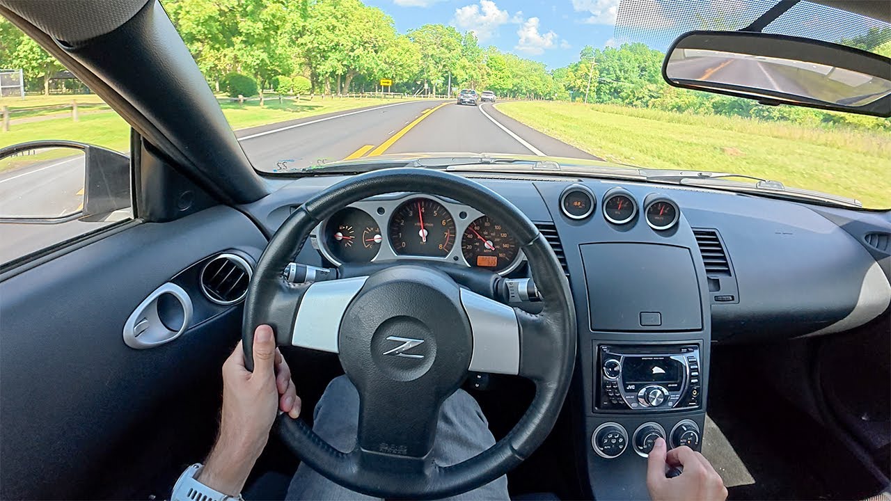 2004 Nissan 350Z Manual - The First RWD Sports Car I Ever Owned (POV Binaural Audio)