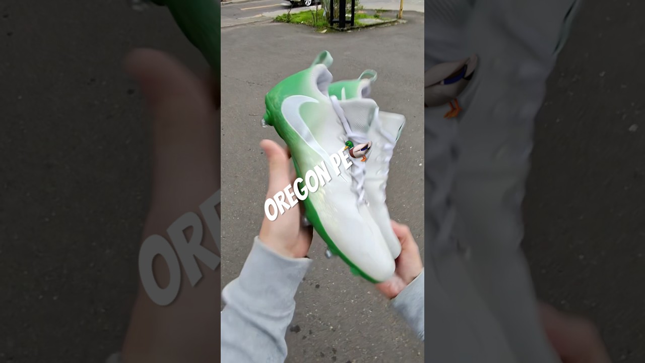Cashing out Oregon Promo Sample cleats🦆 