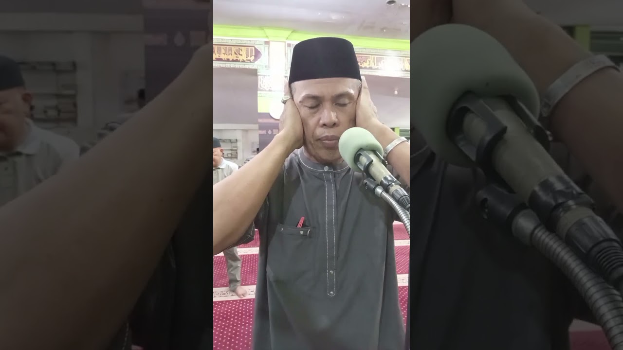 Suasana ramadhan adzan sholat dzuhur di mesjid al irsyad mall mandonga kendari Sulawesi tenggara