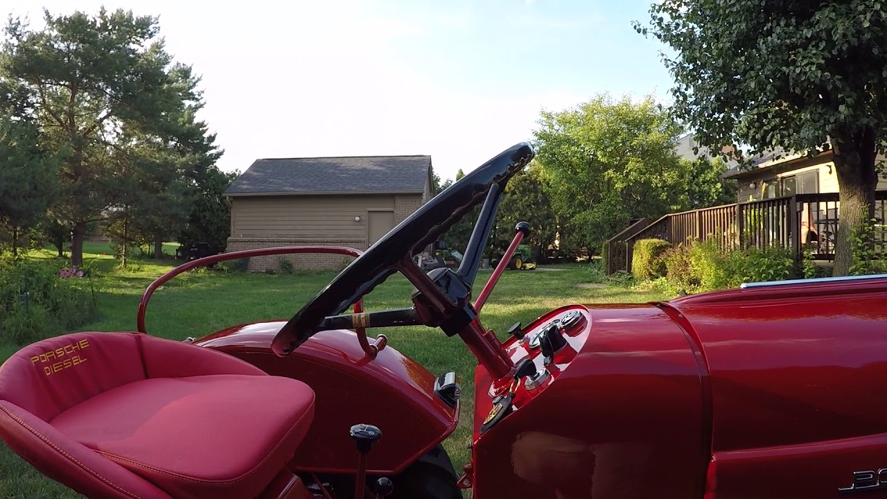 1961 Porsche-Diesel Junior 109 Tractor