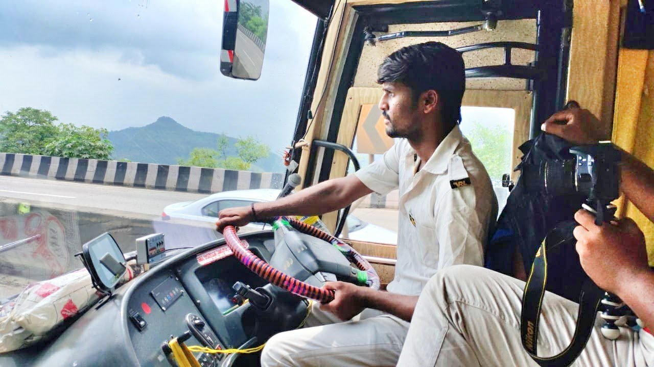 VOLVO BUS DRIVING IN KHANDAL GHAT ROAD TOWARDS MUMBAI