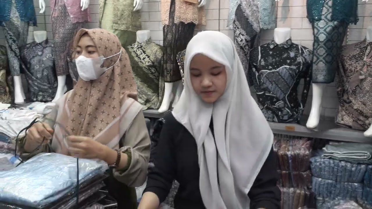 KEBAYA SARIMBIT COCOK  BUAT KONDANGAN ADA DI BLOK B TANAH ABANG