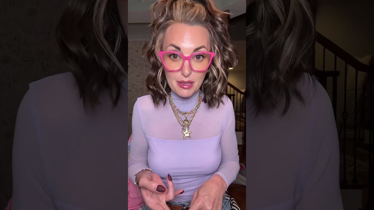 Leah Bubblegum Pink Blue Light Readers | DIFF Eyewear 🤓