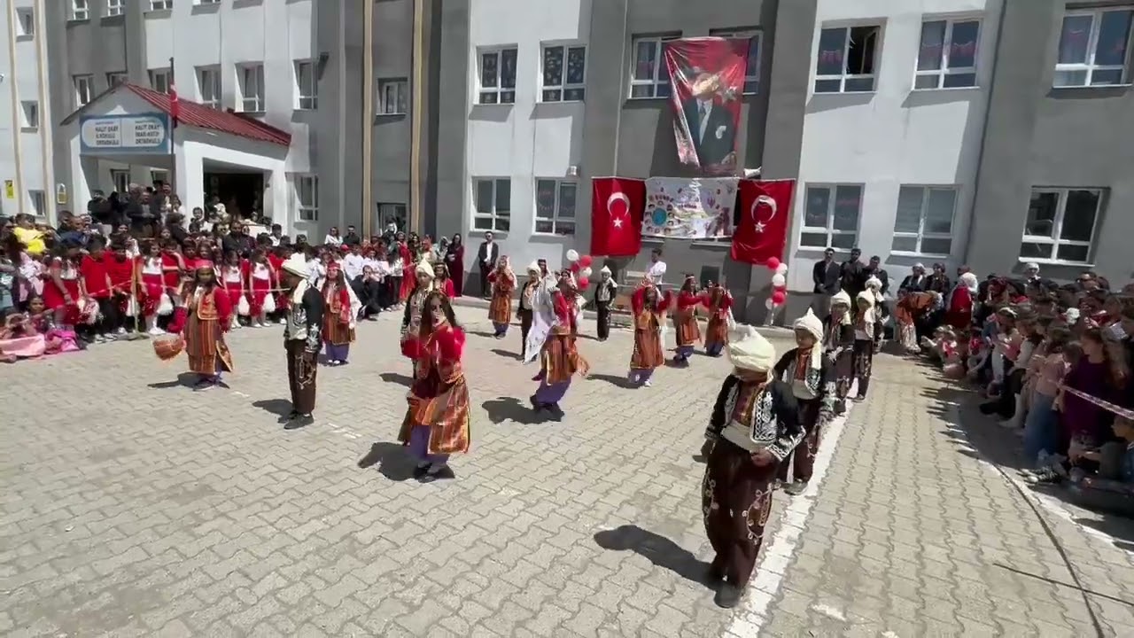 23 Nisan Gösterisi  (Cemilem)