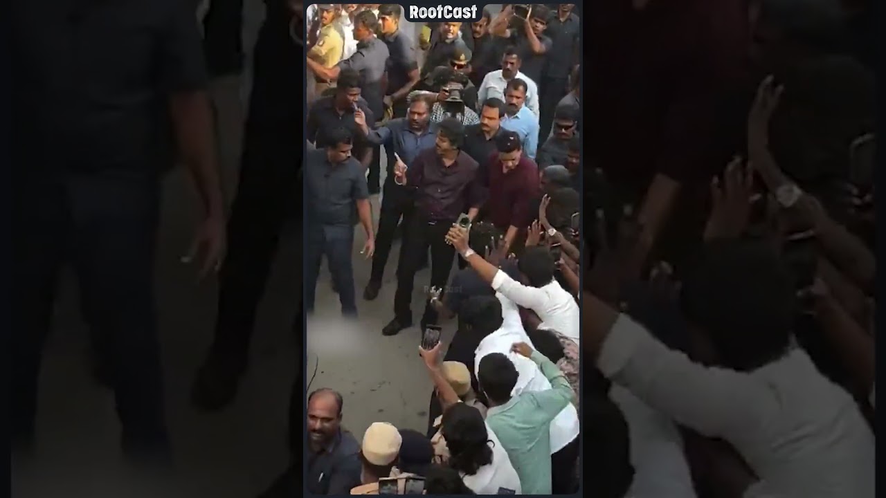 CM Vijay's Reaction When a Fan Threw a Phone at Him | Perambur Live Visit | Overcrowded | TVK