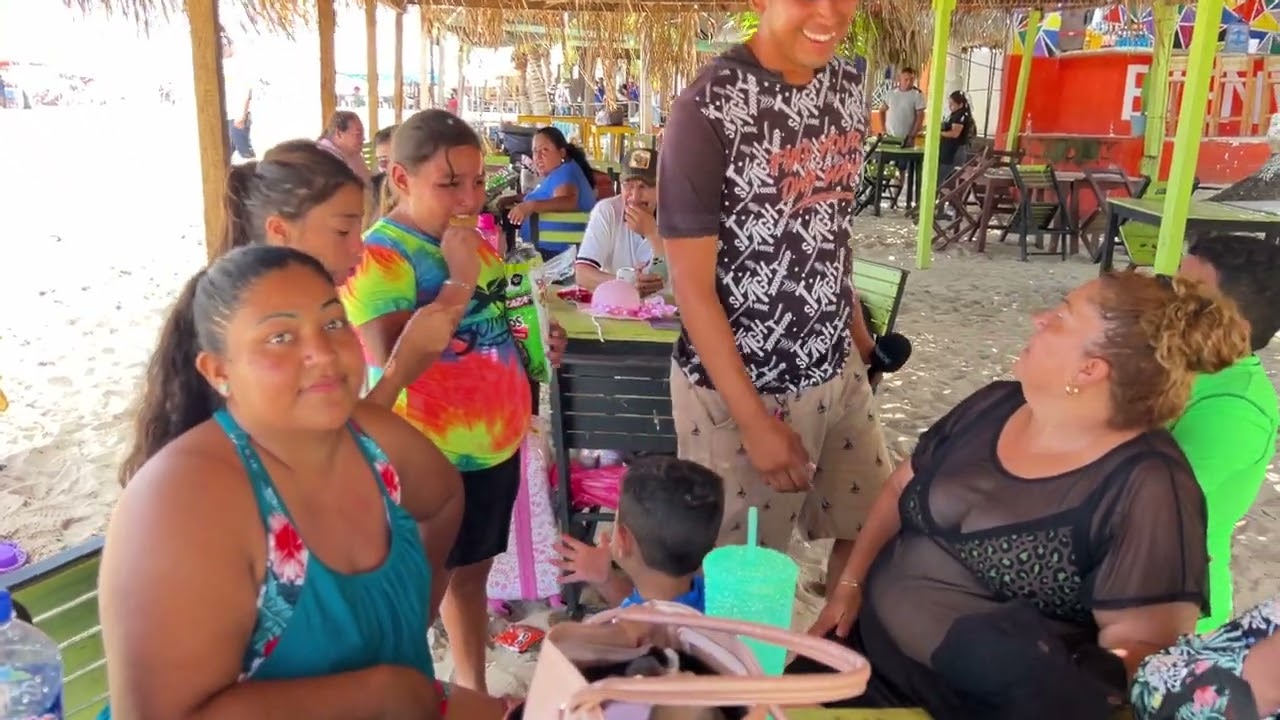 Rincón De Guayabitos Nay.. 🐊 Se Comió A Un 🐶