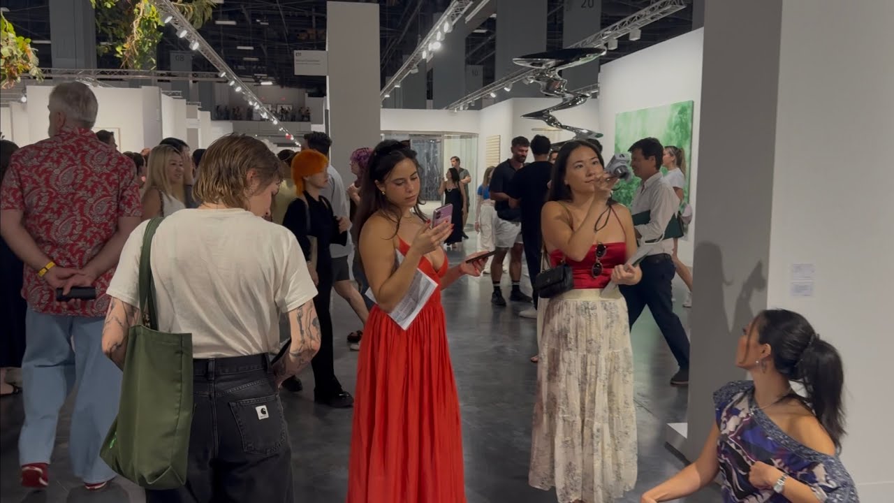 Art Basel 2025 Miami Beach &mdash; Top Artworks & Trends Baselitz,Richter,Picasso,Basquiat,Condo,Hockney
