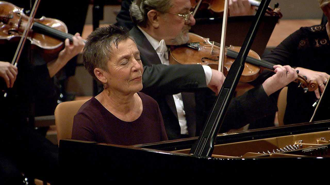Mozart: Piano Concerto No. 23 / Pires · Blomstedt · Berliner Philharmoniker
