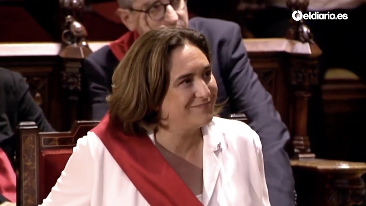 Ada Colau revalida la Alcaldía de Barcelona con los votos de PSC y Valls