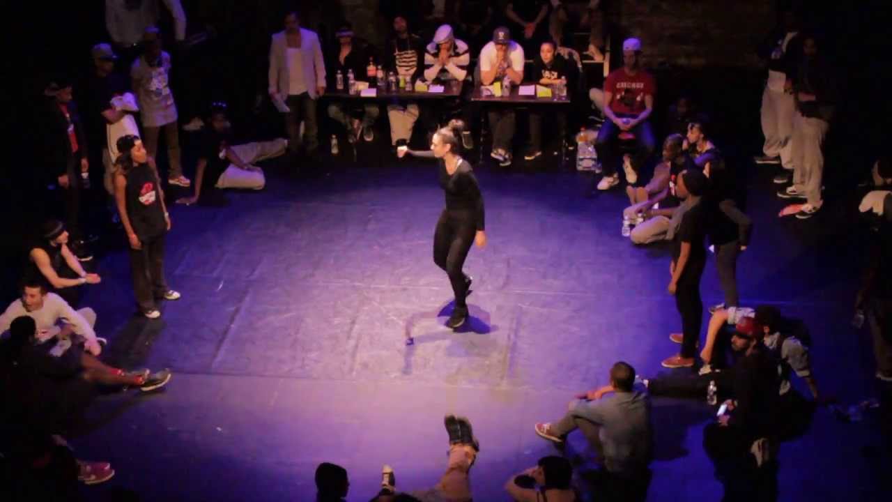 SDK PARIS hip hop female Final 2013 Anissa (GHETTO STYLE) VS Theodora (GHETTO STYLE)
