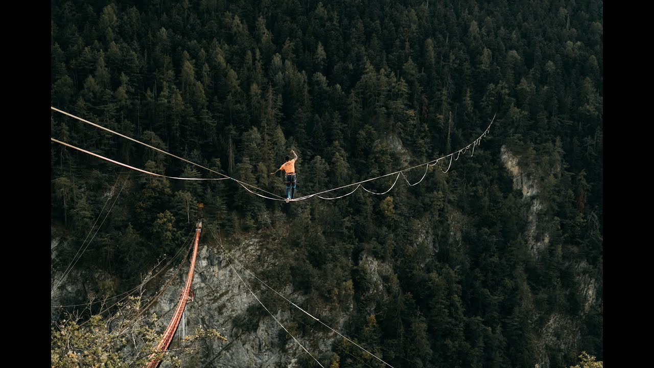 VIDEO - Niouc Highline and Rope Jump Festival