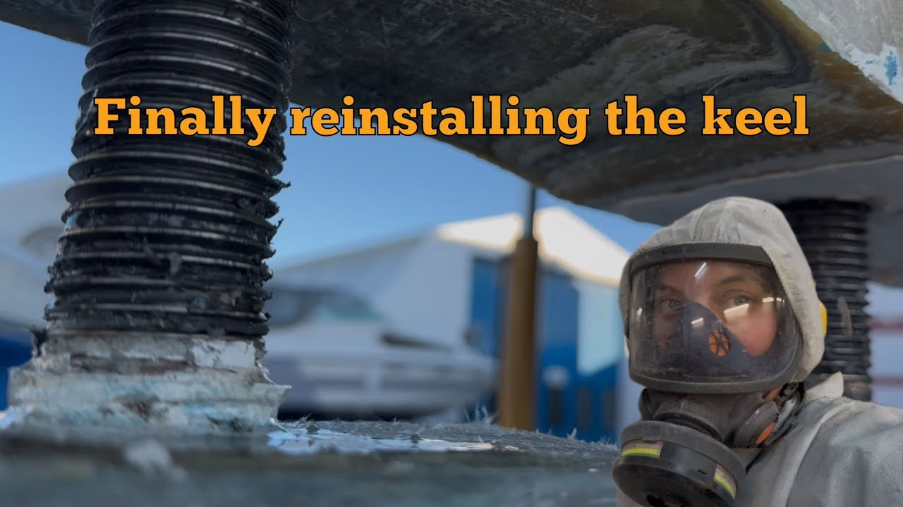 Finally reinstaling the keel - And finding more hidden damaged