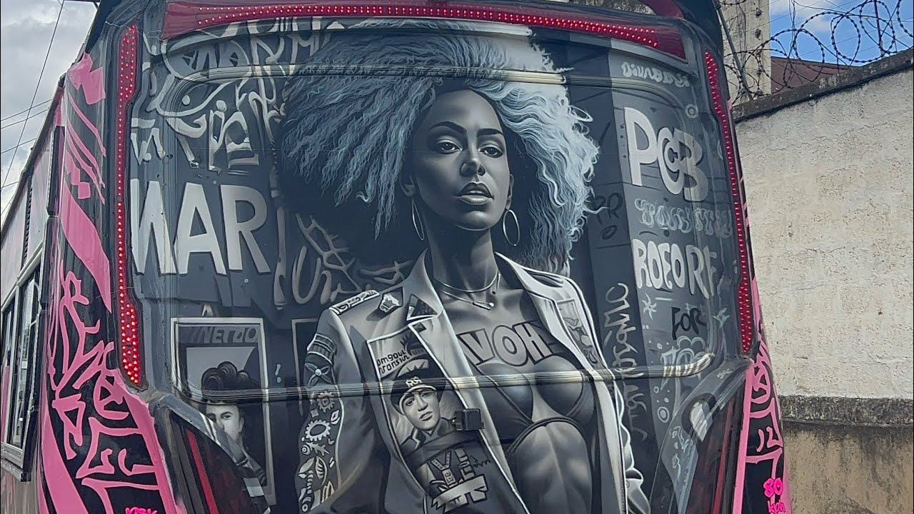 A SHORT DETAILED REVIEW OF MOXIE , FT FREDDY PSYCHO 🫶