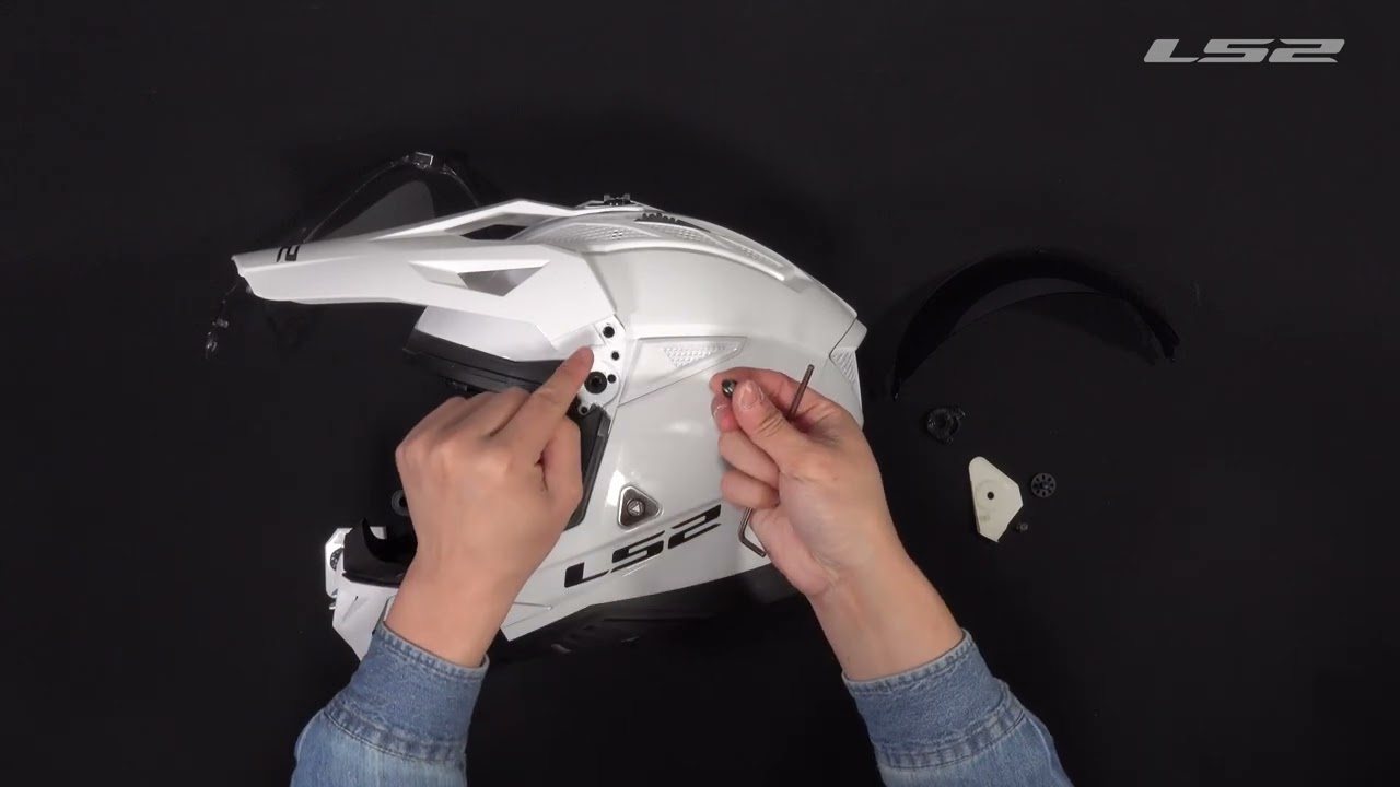 LS2 MX702 Pioneer II How to change visor