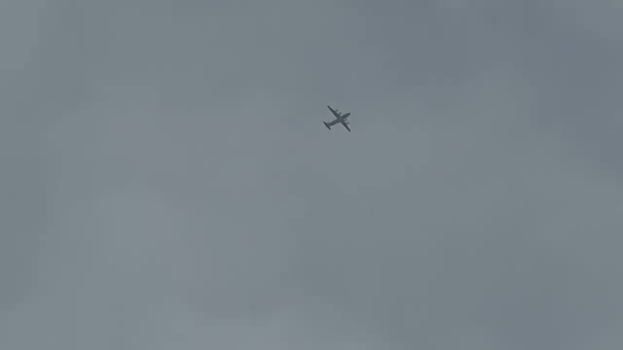 Cavok Air Antonov AN12 CVK7044 [UR-CBG] sound recording