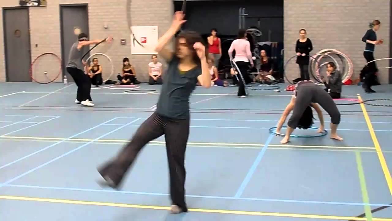 Brecken & Baxter hooping demo in Amsterdam