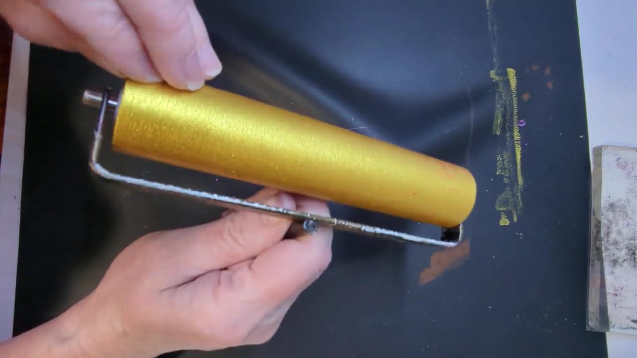 I'm not going to lie, I love when I get to peel the paint off my brayer 🫟❤️ You're welcome 🤗 