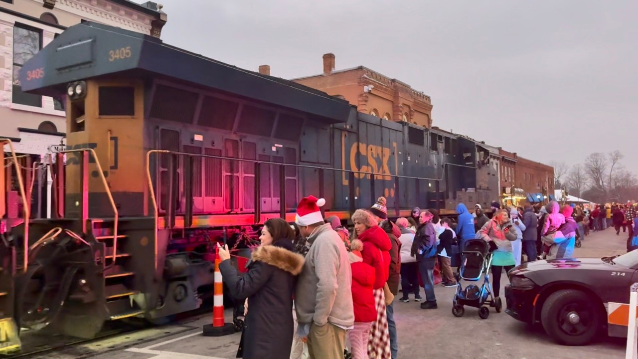 Street Running Train Interrupts Light Up LaGrange Celebration, Santa Parade, BIG Train With DPUs CSX