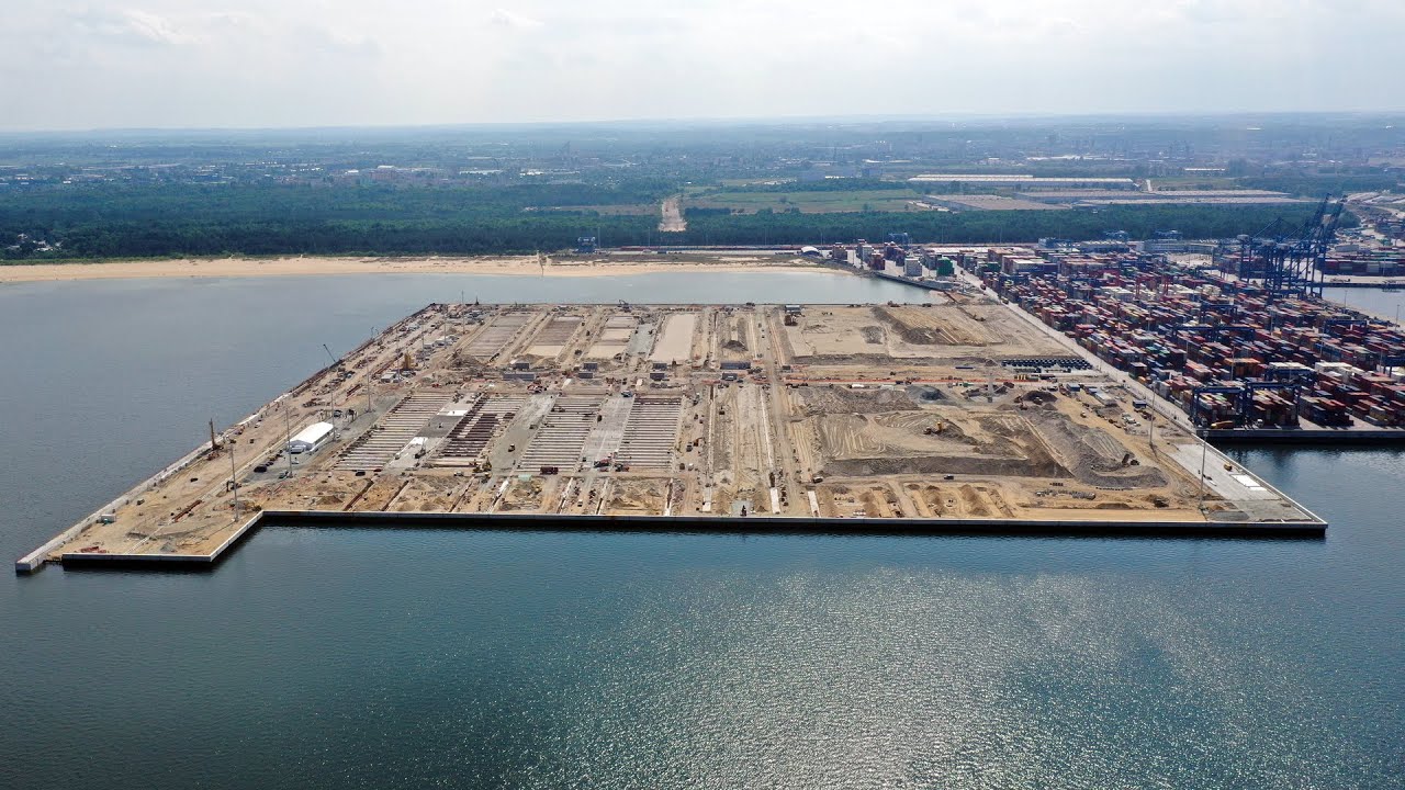 Terminal 3 w Baltic Hub