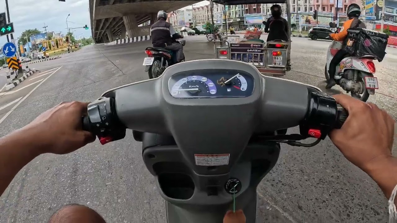 ขี่รถเล่น Yamaha Jog Poche 🛵 50 Cc #Yamaha #Jog