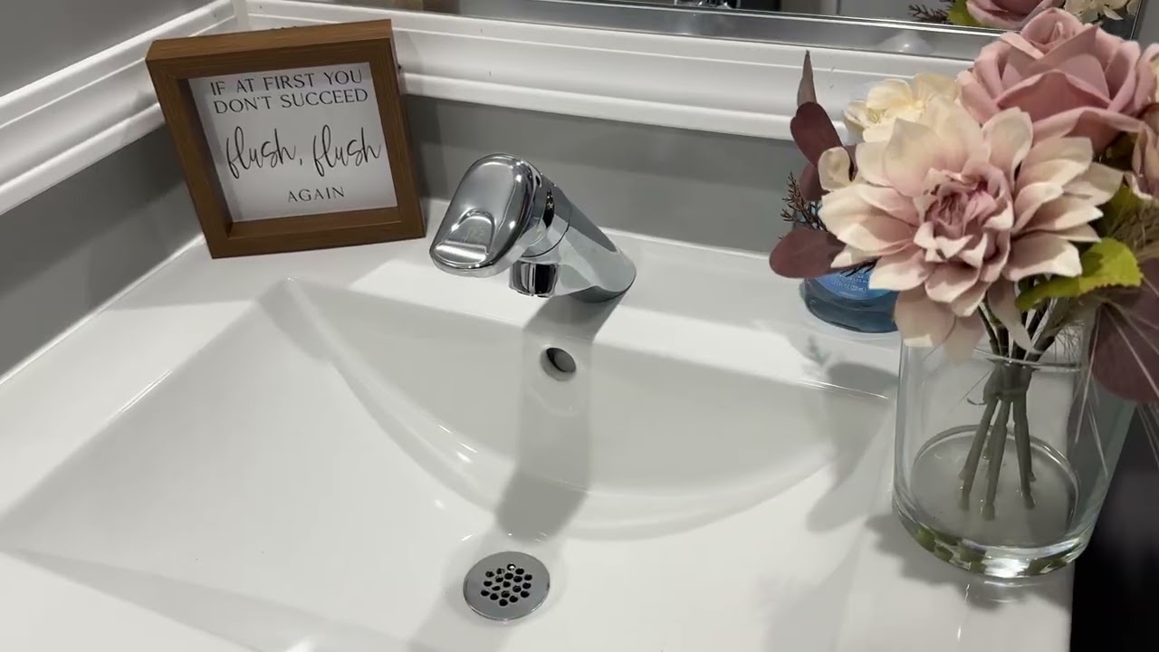 ADA Restroom Trailer + 4 Station | Oahu - Public Floor Plan
