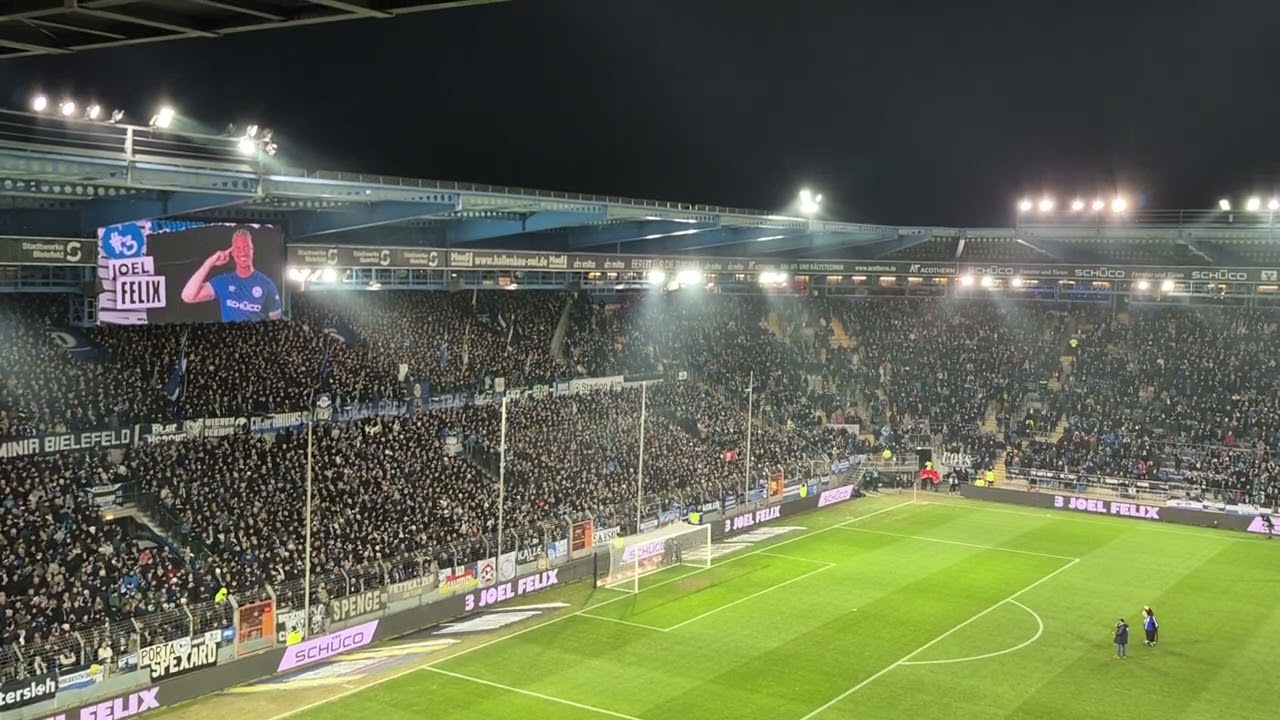Arminia Bielefeld - Holstein Kiel - Endspiel für Kniat!? Begrüßung und Mannschaftsaufstellung