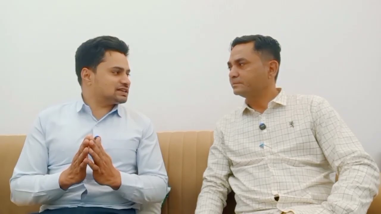 पेशे से वकील,मंडावा नगर पालिका के उपाध्यक्ष रहे,नवाब खत्री साहब अलग_अलग पार्टी और वार्ड से चुनाव..