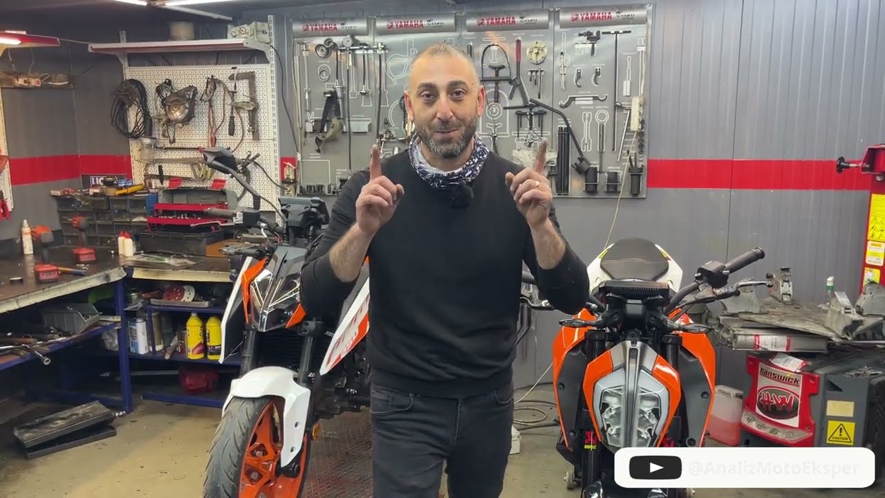 KTM DUKE 250'mi 390'mı? Tekerde Yaparım Kariyer de // Analiz Moto Eksper