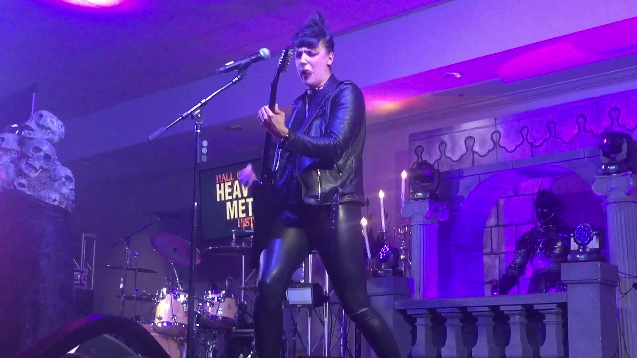 Lzzy Hale Live - Hall of Heavy Metal History