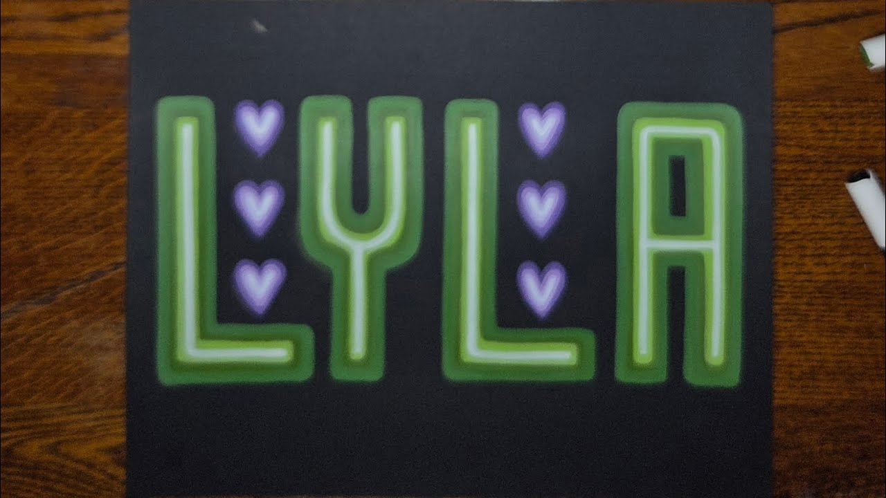 ✨️Writing the name Lyla in pretty green letters✨️ 