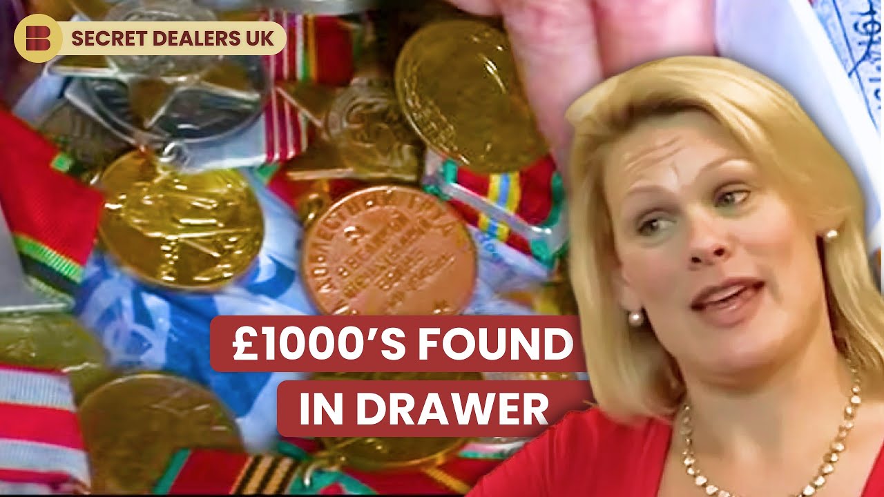 Regency Snuff Box Found Hidden in Secret Drawer