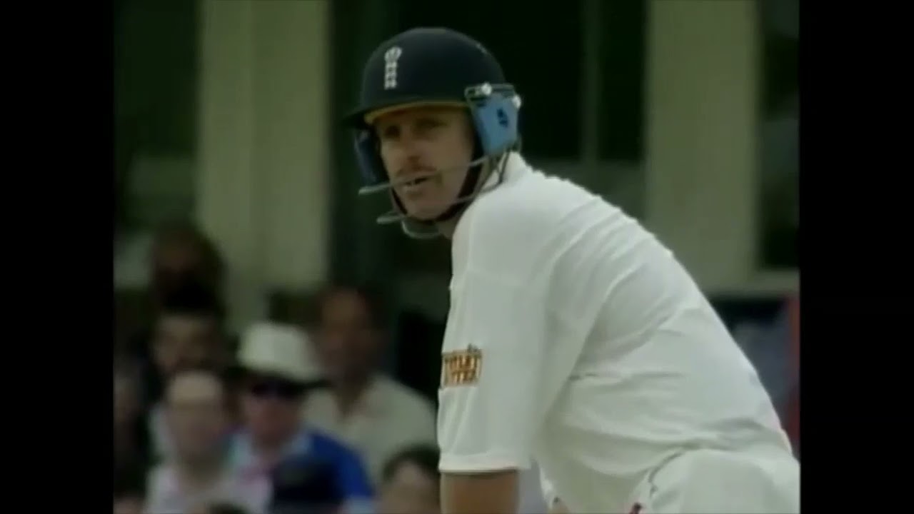 Ian Bishop unleashes hell on Robin Smith - PACE LIKE FIRE