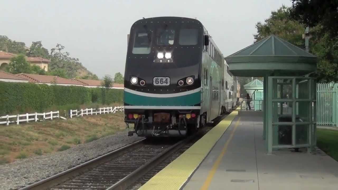 HD- Simi Valley, Santa Susana, and Moorpark Trains: 6/24/11