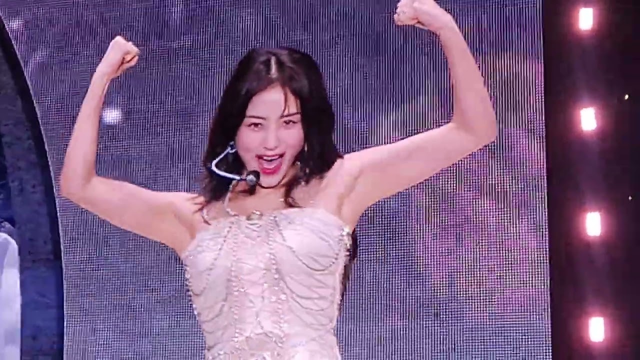 020224 #Twice Ciudad de México - Cry For Me