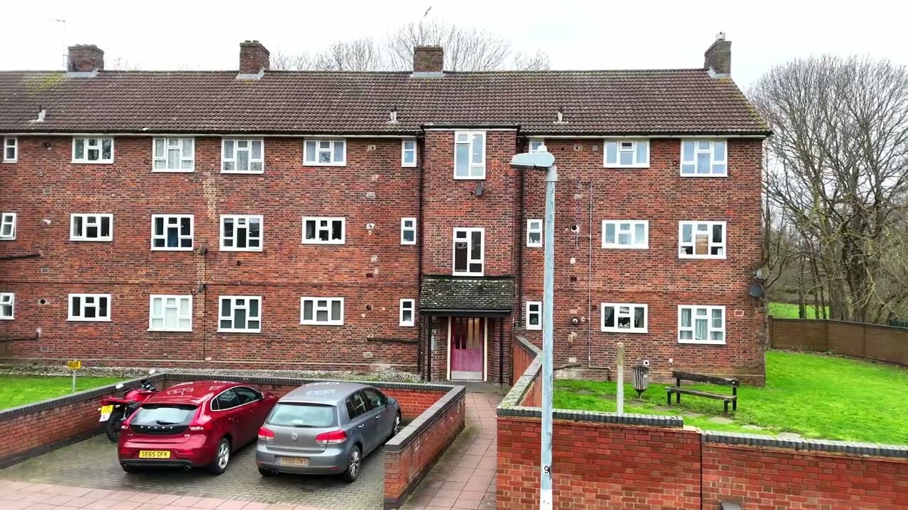 Faymore Gardens, South Ockendon, RM15 5NW