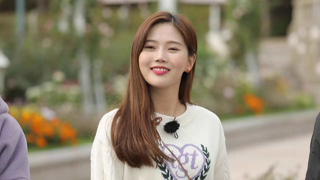 Bikin Deg Degan Hyojung dan Binnie Oh My Girl - Good Friends Episode 7