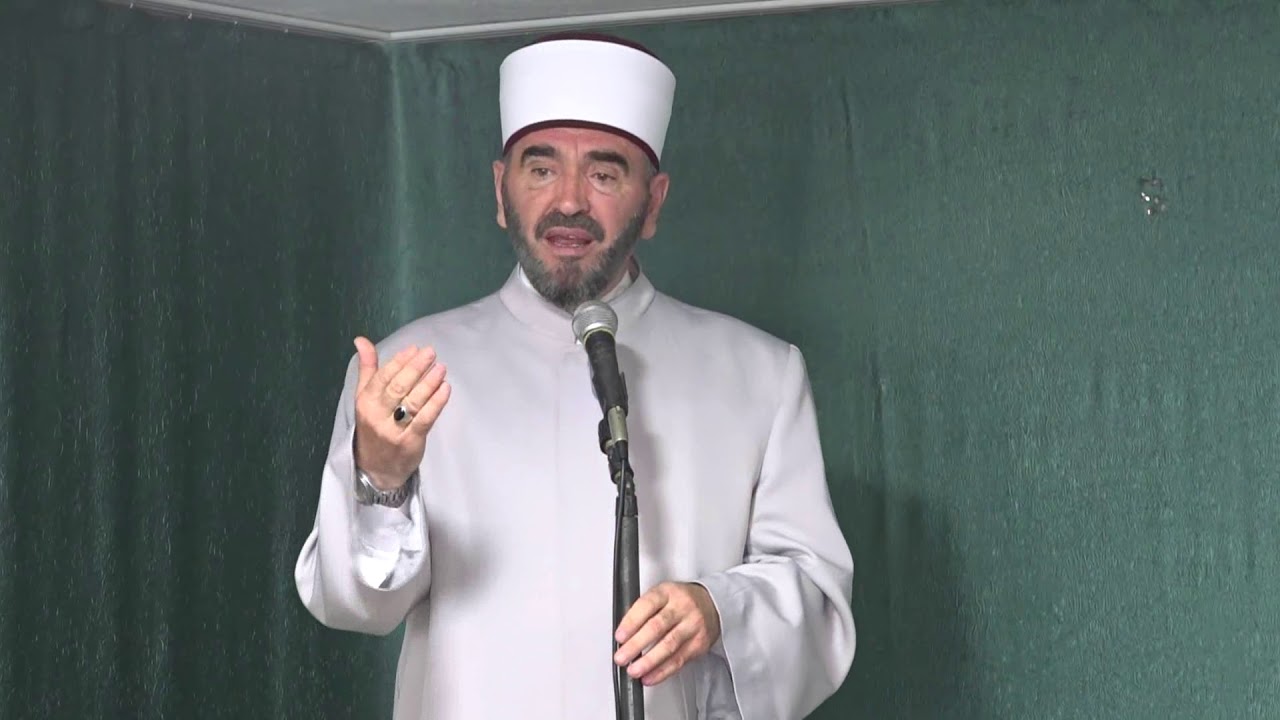 Njeriu ka vlerë më shumë se Qabeja - Dr.Zekerija Bajrami