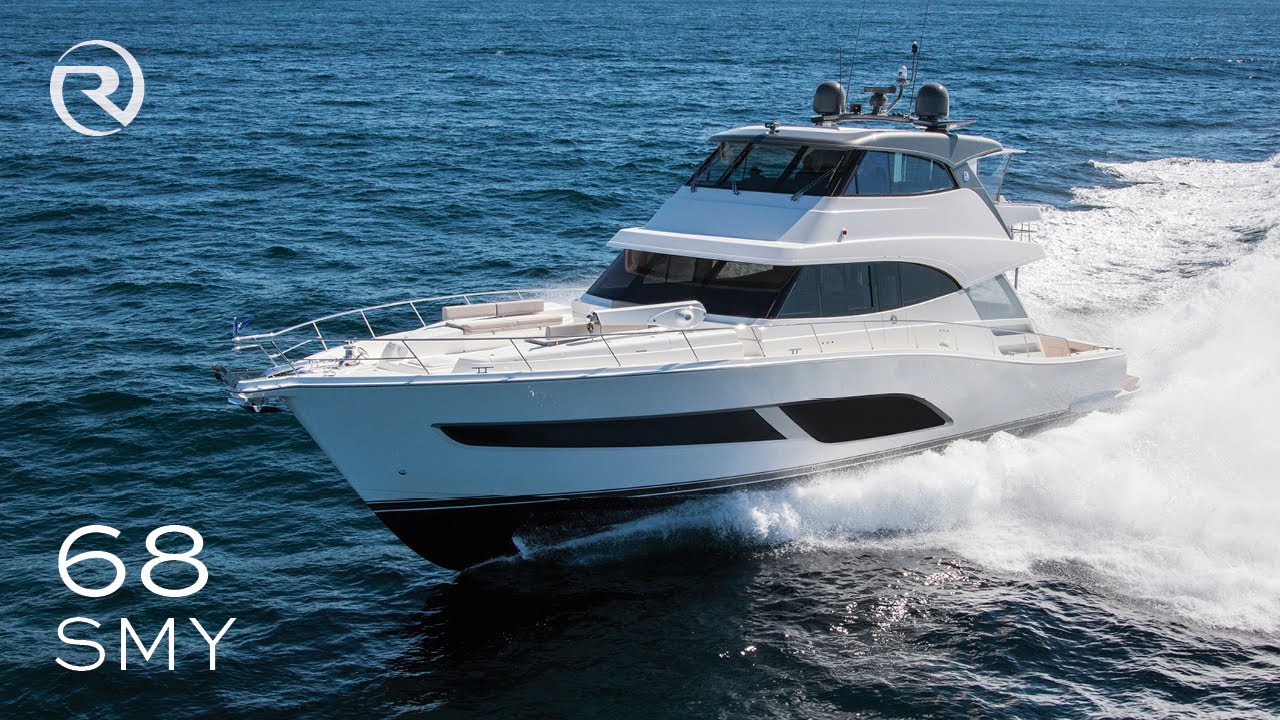 Riviera 68 Sports Motor Yacht