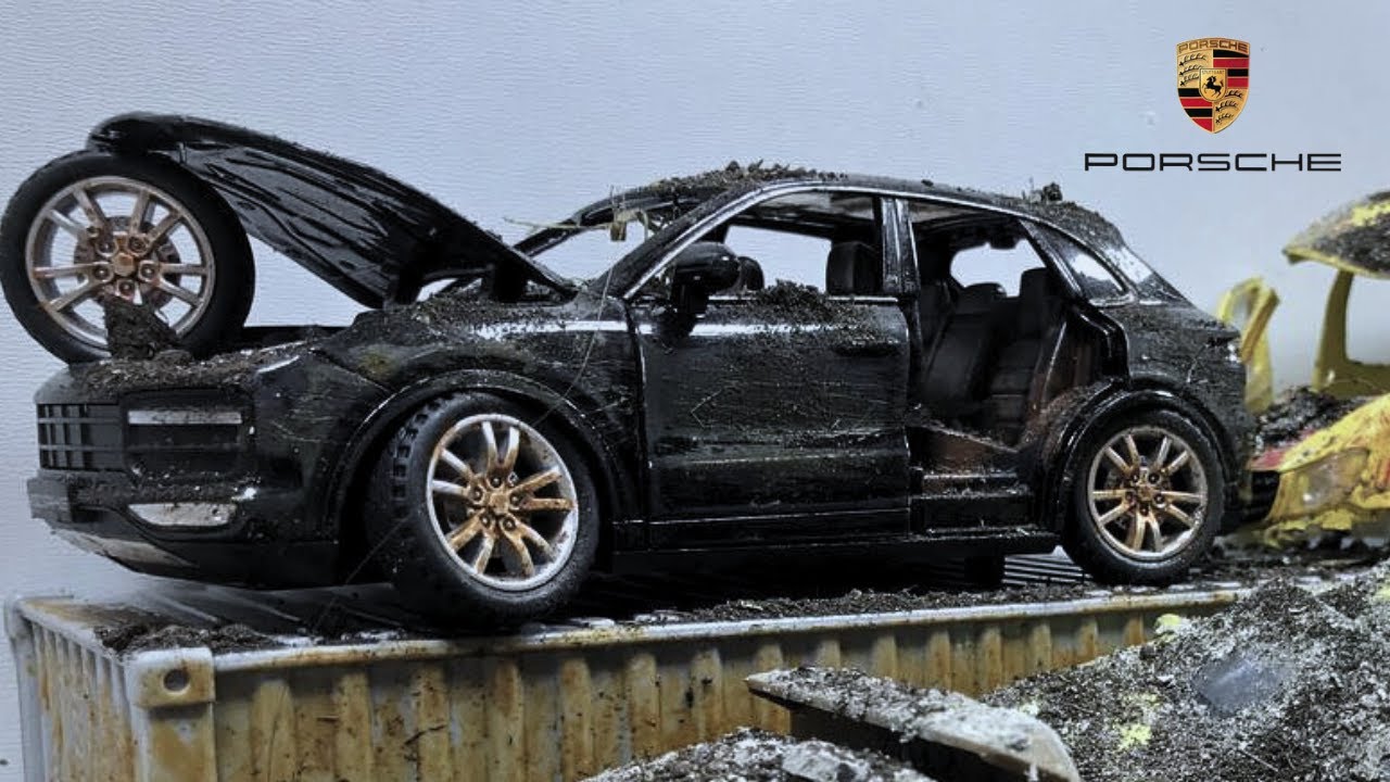 Restoration Porsche Cayenne from a junkyard. Abandoned model