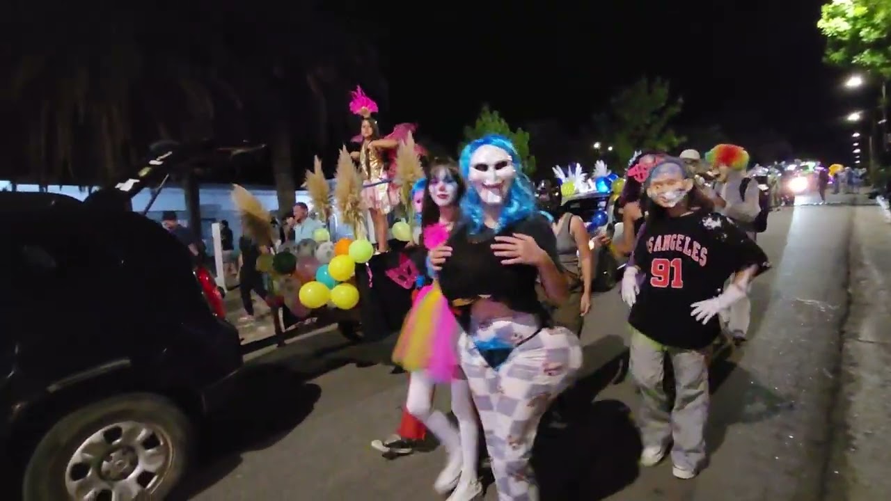 CARNAVAL DE CASTILLOS ( ROCHA-URUGUAY).Libertad,alegría y fantasías