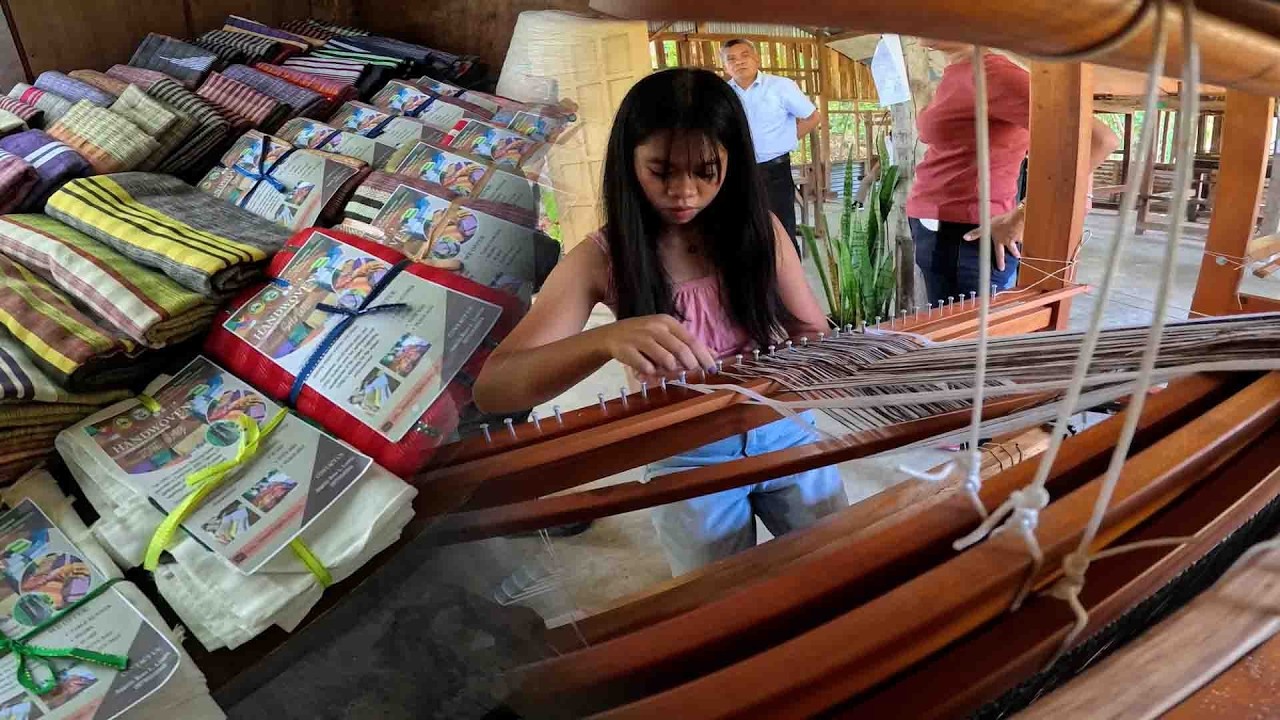Hand woven textile