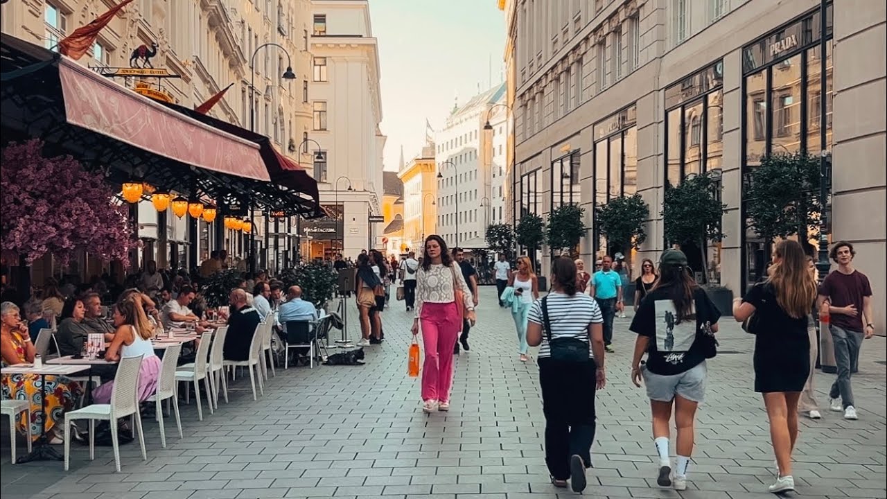 Vienna Walk in City Center, Heroes' Square, September 2023 | 4K HDR