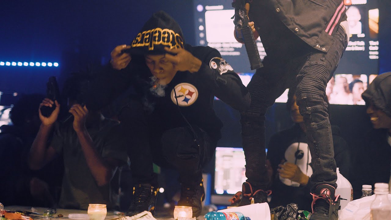 Mteezy - Hold It (Official Video)